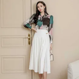 Moda Korean Office Ol dois Parte Set Outono Mulheres Surgindo Camisa de Impressão Top + Cintura Alta Split Saia Branca Terno 210529