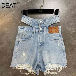 DEAT summer fashion women clothes high waist hollow out tassles denim light blue shorts female s WS02405L 210719