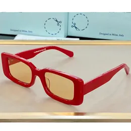 Okulary przeciwsłoneczne męskie lub damskie 40004W Projektant wysokiej jakości styl mody Rozrywka All-Match Square Full-Frame Glasse na wakacje Driving UV400 Pole Pasek ochronny