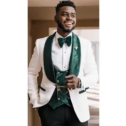3 Pieces Groom Tuxedo for Wedding African Slim Fit Men Suits White Floral Pattern Jacket Green Velvet Vest with Black Pants 2021 X0909