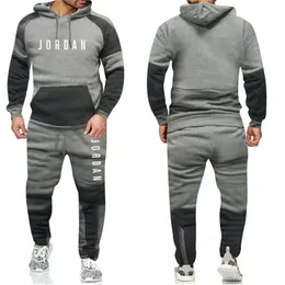 새로운 2022 브랜드 디자이너 Tracksuit 패션 남성 스포츠웨어 스웨트 세트 탑 코튼 양털 조깅 까마귀 + 바지 농구 겨울 정장 남성