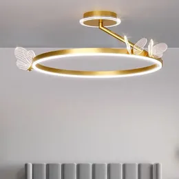 現代のノルディックLEDの天井シャンデリアライトゴールデンバタフライリビングルームベッドルームインテリア照明家の装飾光沢