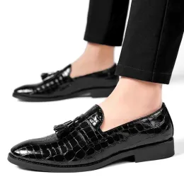 Tassel Pointed Flats Crocodile-Emed Oxford Shoes Men Casual Loafers Formal Dress Footwear Zapatos Hombre 4023
