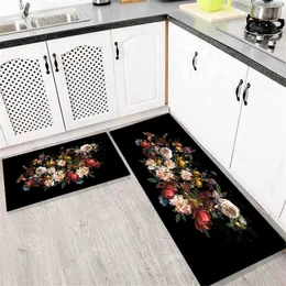 European Luxury Retro Flower Black Long Floor Mat For Kitchen Simple Anti-slip Flannel Bathroom Rug Bedroom Carpet Bedside Mat 210727