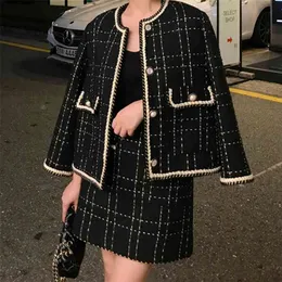 European Style Autumn Winter 2 Piece Set Women Short Woolen Tweed Jacket Coat & Bodycon Mini Skirt Set Women Two Piece Outfits 210825