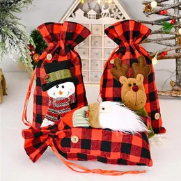 Decorações de Natal Ano 2022 Papai Noel Sack Red Lattice Bating Sacos de presente Decoração para ornamentos domésticos Noel Navidad 2021 apresenta