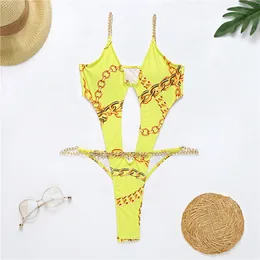 Sexy Stringi Swimsuit Kobiety Metal Chain Bandaż Kąpiel Swimwear Yellow Green High Waist Cut Out Monokini 210520
