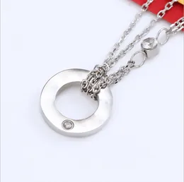 Mulheres Pingentes Amor Colar Retro Clássico Personalizado Embelezamento de Aço Inoxidável Chain Chain Pingente Colares Moda Dia dos Namorados Presente de Jóias de Natal