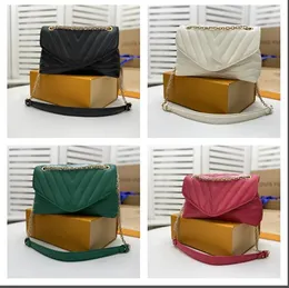 högsta kvalitet äkta läder för kvinnor handväska axelväska damkedja crossbody flap säckar mjuk broderad design handväska designerbag