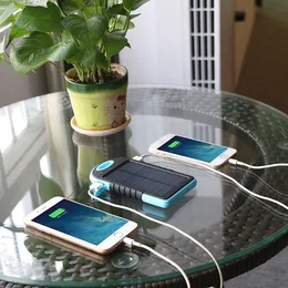 5000mAh Solar Power Bank Waterproof stötsäker bärbar Solar PowerBank Externt batteri för all smart telefon
