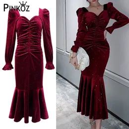 ビンテージレッドクリスマス誕生日マーメイドパーティードレス女性秋冬ベルベットRuched Glitter Dresses vestido de Mulher Za 210421