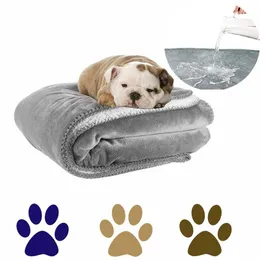 Koce 100% Wodoodporna Zimowa Koc Pet Sleeping Mat Ciepły Przytulny Fluffy Fleece Soft Dog Wymienny Puppy Bed