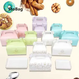 StoBag 10pcs Bronze Word Portable Mousse Cake Box Cake Roll Cut Piece Nougat Clever Puff Packaging Box Baby Birthday Party 210602