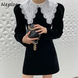 Chic Staccabile Del Collare Del Peter Pan Del Merletto Patch Velet Vestito Delle Donne A Vita Alta A-Line Slim Vestido Elegante Pullover Abiti 210422