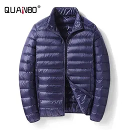 Quanboメンズ軽量の包装ダウンジャケット通気性PUFFYコート耐水性最高品質雄さんのパフジャケット211104