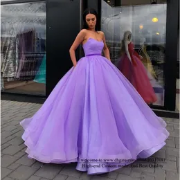 Quinceanera klänningar 2021 Princess Party Prom Formal Sexy Sweetheart Organza Ball Gown Lace Up Vestidos de 15 Anos Q01
