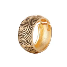 Gypsy Ethnic Square Pattern Metal Carved Wide Bangles Tibetan Vintage Retro Tribal Fashion Bracelet Bangle Cuff for Women Q0719