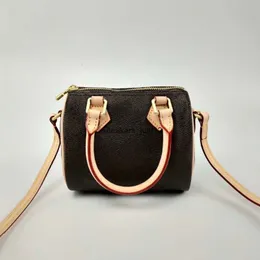 Wholesale new orignal Canvas genuine leather lady messenger bag phone purse fashion satchel nano pillow shoulder hand 61252