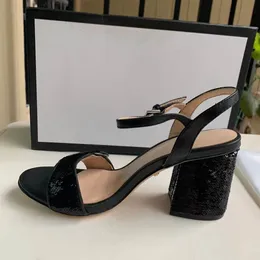 2021 Scarpe da donna cinturino alla caviglia in vera pelle sandali firmati stretti festa da donna tacchi a spillo Zapatos