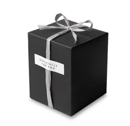 2021 30 sztuk / partia Biały Czarny Papier Kraft Papier Pudełko Kosmetyczne Butelka Jar Box Craft Handmade Soap Candle Storage Boxes Valve Tubes