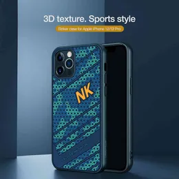 12/12 PRO MAX NILLKIN LUXURY STRIKER 3D Texture Silicone Back Cover 12 Mini Telefonväska