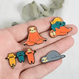 Bradypode Yoga Sloth Brooch Pins Cute Enamel Cartoon Animal Lapel Pin for Women Men Top Dress Cosage Fashion Jewelry Will and Sandy