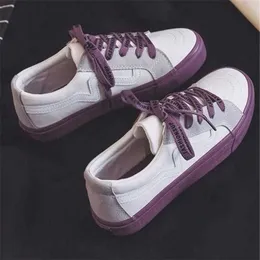 Dam Flats Casual Andningsbara Walking Travel Tennis New Canvas Skor Kvinnor Vulkanisera Skor Student Solid Färg Sneakers Y0907