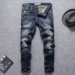 Włoski styl Moda Mężczyźni Dżinsy Disted Dark Blue Splited Designer Ripped Slim Fit Vintage Retro Denim Punk Spodnie