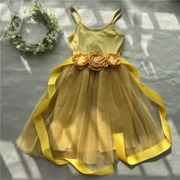 Princess Girls Senap Yellow Long Tulle Summer Dress Middle Calf Kids Bröllop för Toddlers Floral Belt Clothing Set 210529