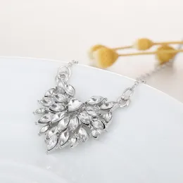 Pendant Necklaces Best-selling hot style heart-shaped water drop diamond earrings necklace set Korean fashion East Gate with the same jewelry women