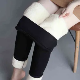 Capris CHRLEISURE Pantaloni invernali da donna Pantaloni caldi in velluto spesso Leggings skinny in pile solido 211115