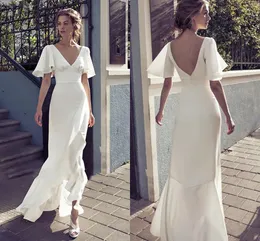 Enkel v nacke boho bröllopsklänning korta ärmar mjuk satin sjöjungfru brudklänningar golv längd sexig öppen back vestidos de novia andra mottagning klänningar trädgård al9262