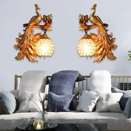 Retro Peacock Wall Lamp Creative Gold Hand Painted Peacocks Indoor Decoration Light for Hotel Store Home Restaurant