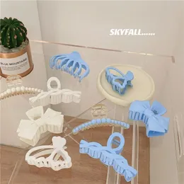 Hair Clips & Barrettes 2021 Blue Geometric Frosted Clamps Acetate Hairpins Women Hollow Out Makeup Styling Tools Headwear