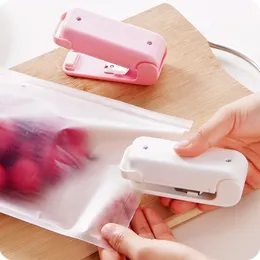 Mini Draagbare Huishoudelijke Handdruk Afdichting Machines Plastic Bag Clip Snack Kleine Sealer