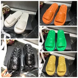 2021 Designer Luxury Women Summer Slippers läder Sandaler Klassiker Hushållen Stroll Fashion Casual Shoes