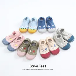 Bebek çorap lastik tabanı ile karikatür bebek ayakkabı bebek çorap 210326