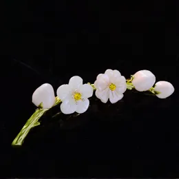 Okily Gorgeous Natural Shell Flower Broszki dla kobiet Weddings Party Broszki Pinki Prezenty Moda Plum Blossom Brooschpin Jewelry