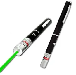 2021 532nm 5mw Green Ray Beam Puntero láser Pen con 5 patrones láser diferentes Regalos de Navidad