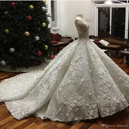 Beaded Lace Ball Gown Wedding Dresses Sexy Sheer Neck Short Sleeves Appliqued Saudi Arabic Bridal Gowns Custom Made