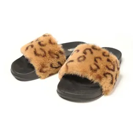 Kvinnors Faux Fur Slides Glitter Rhinestone Platform Sandaler Black Gold Fur Story FS19S09 FS19S11 Q0508