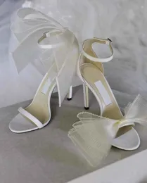 22S Luksusowe romantyczne Aveline Lace Up Gladiator Sandals Buty do ślubnej sukienki ślubnej Bow Kobiety Averly Elegant Pumps Luksusowe marki Lady High Heels