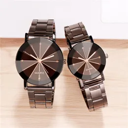 Klockor för män Lovers Watch Mäns Sport Mineral Glass Quartz Matte Finish Steel Alloy Armband Casual Fashion Wristwatches Business Dressing