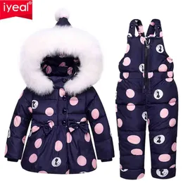 IYEAL Zima Dzieci Dziewczyny Zestawy Odzieżowe Ciepłe Kapturz Duck Down Płaszcze Płaszcze + Spodnie Wodoodporne Snowuit Kids Baby Clothing 210916