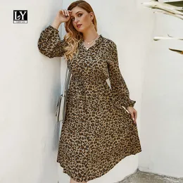 LY VAREY LIN Sommer Herbst Plus Größe Leopard Kleid Einreiher Stehkragen Elastische Taille Schärpen Binden Schlank 210526