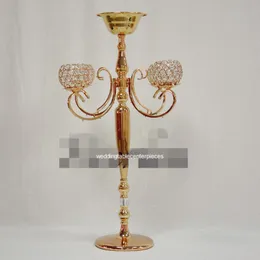 Dekoracja imprezowa 75 cm wysoki 10pcs Złoty stół centralny 5 ramion Crystal Wedding Candelabra