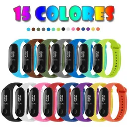 Xiao Mi Mi Band 3 için 15 adet Sapanlar 3 / Mi Akıllı Bant 4 Bilezikler Silikon Watch Band Değiştirme 15 Renkler H0915