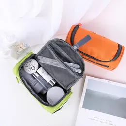 Taşınabilir gündelik su geçirmez kozmetik çanta basit spor tuvalet kosmetyczka seyahat organizatör makyaj çantası kozmetik çantalar kılıf