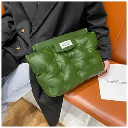 Evening Bags Designer High Capacity Big Bag Fall Winter Shoulder Crossbody Fashion Trend Lightweight Cotton Brand Handbags