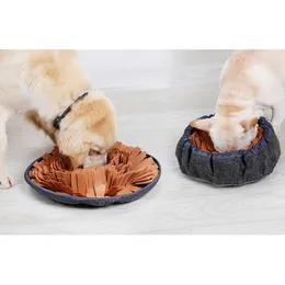 Lovely Pet Felt Cloth Läckage Mat Anti Choking Bowl Mat Hundar Katter Snuffe Bowl Mat Kostnad Energi Slowing Feeding Intelligence Mat Y200922